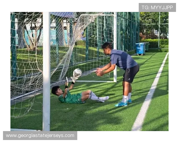 芒果体育携手多家知名俱乐部开启全国青少年足球推广新篇章 芒果体育携手多家知名俱乐部开启全国青少年足球推广新篇章