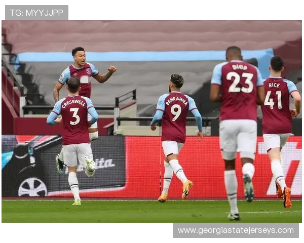 7M体育平台专业的体育社区交流平台，方便用户分享观点、讨论赛事热点话题